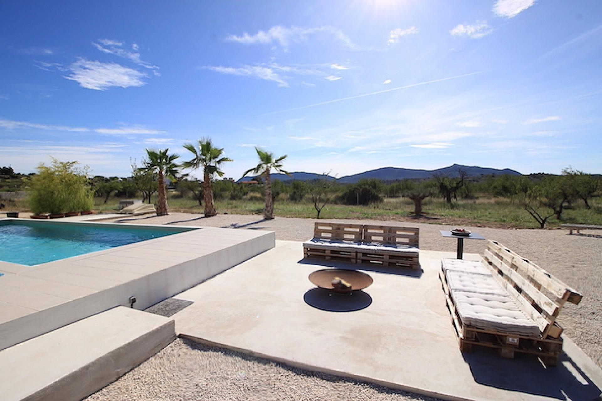 Modern Style New Build villa in Hondon de las Nieves in Medvilla Spanje