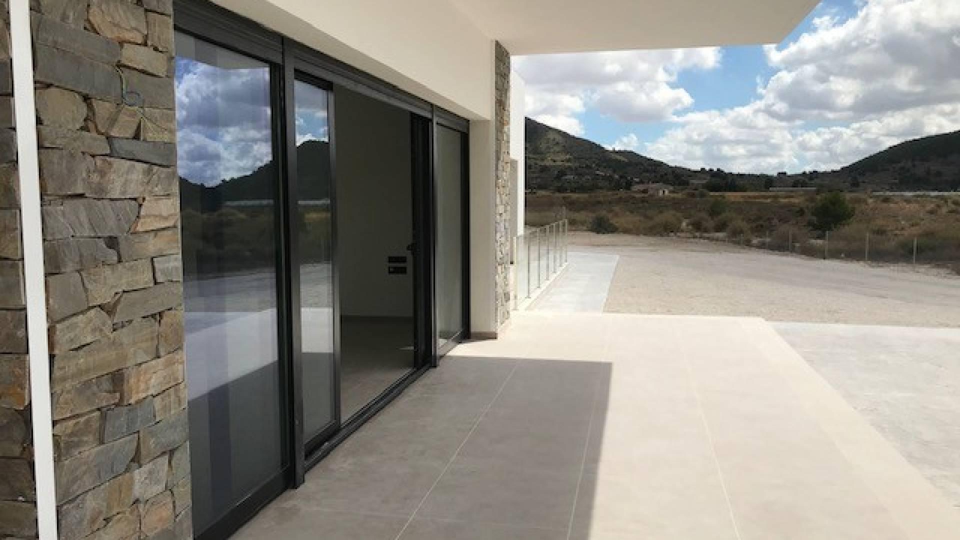 New villa in La Romana, inland Alicante in Medvilla Spanje