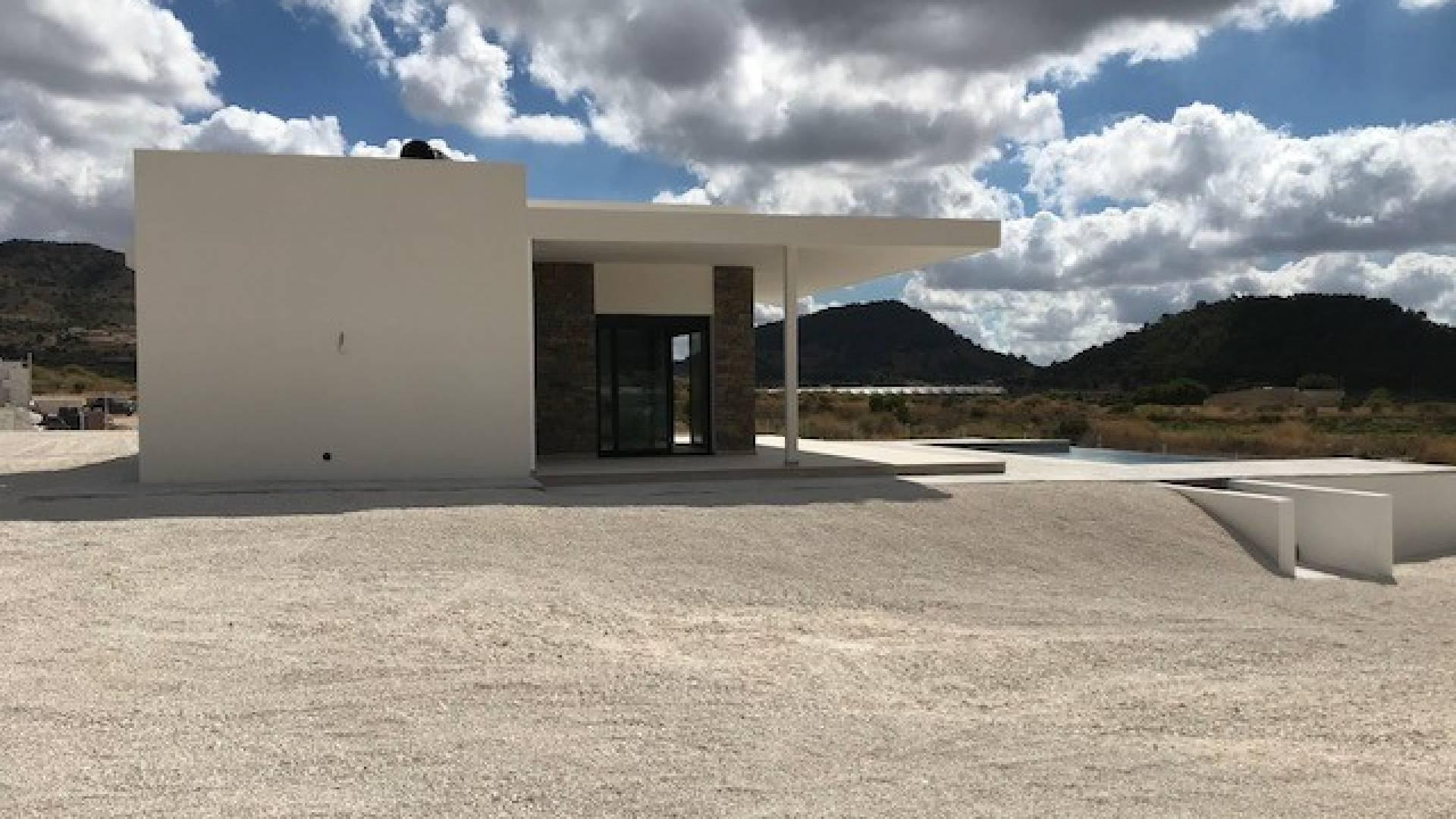 New villa in La Romana, inland Alicante in Medvilla Spanje