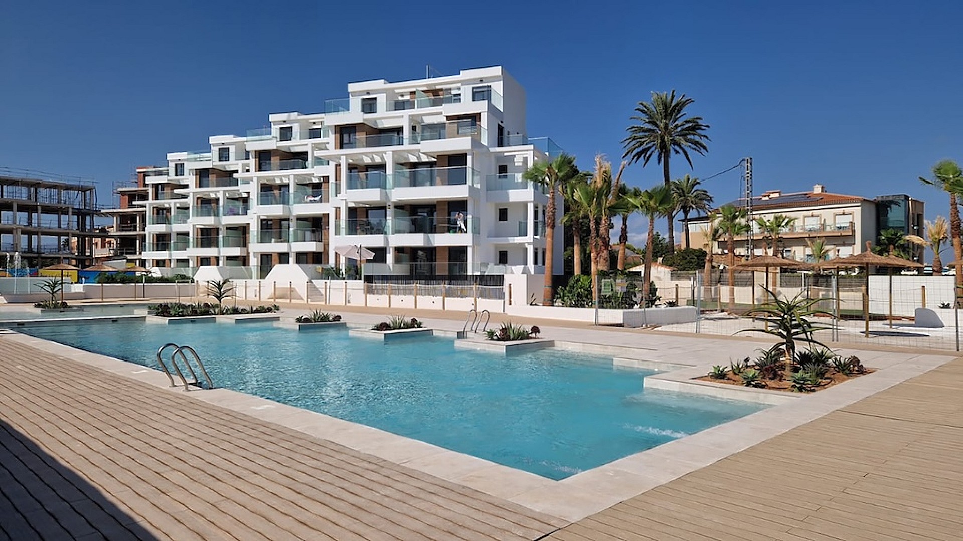 3 bedroom Apartments - solarium in Denia in Medvilla Spanje