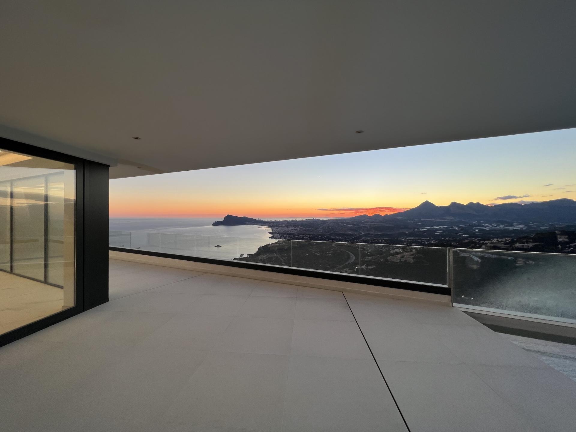 4 bedroom Villa in Altea - New build in Medvilla Spanje