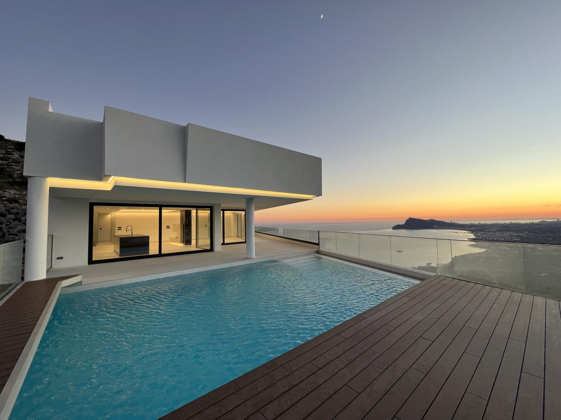 4 bedroom Villa in Altea - New build in Medvilla Spanje