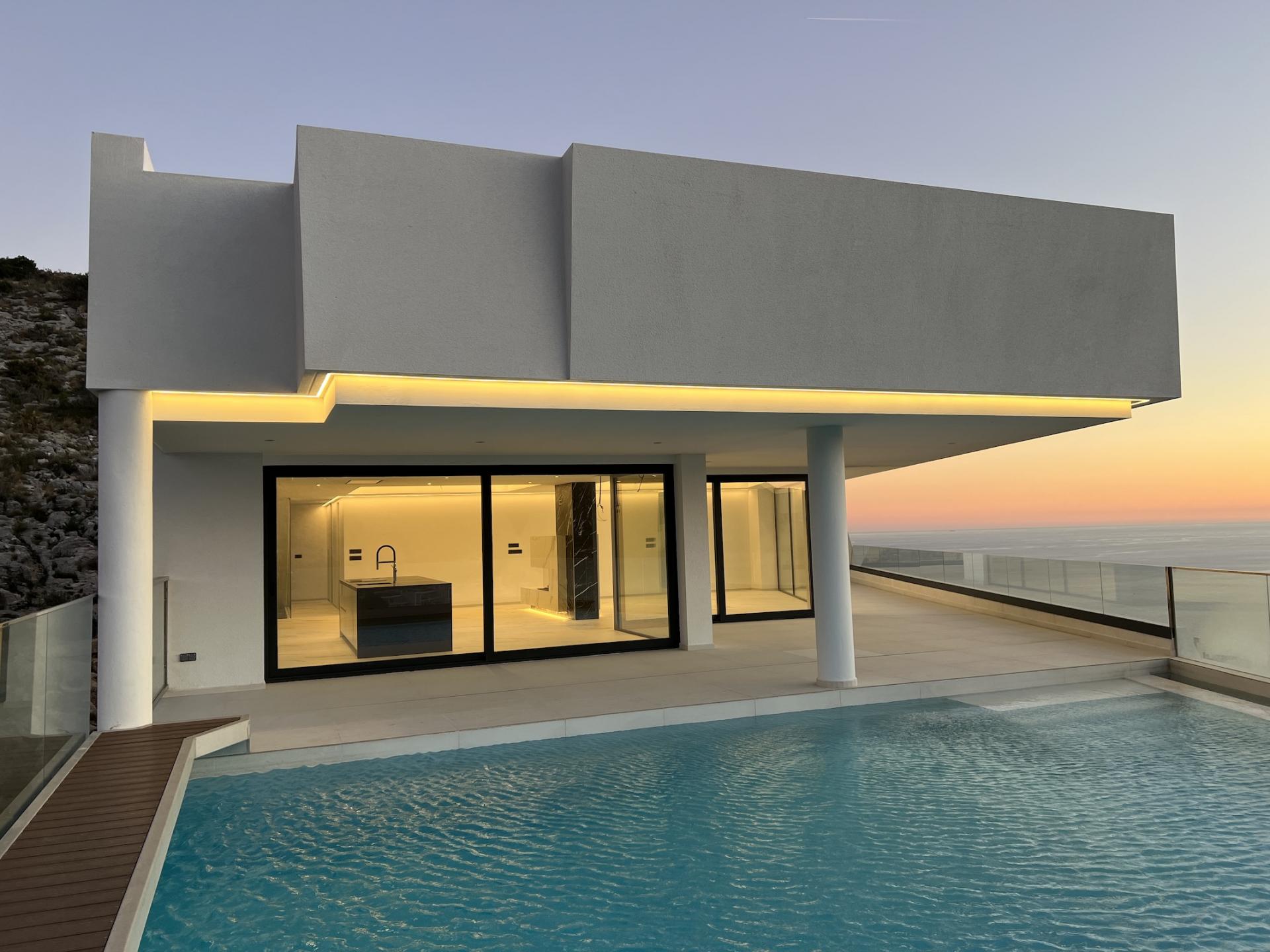 4 bedroom Villa in Altea - New build in Medvilla Spanje