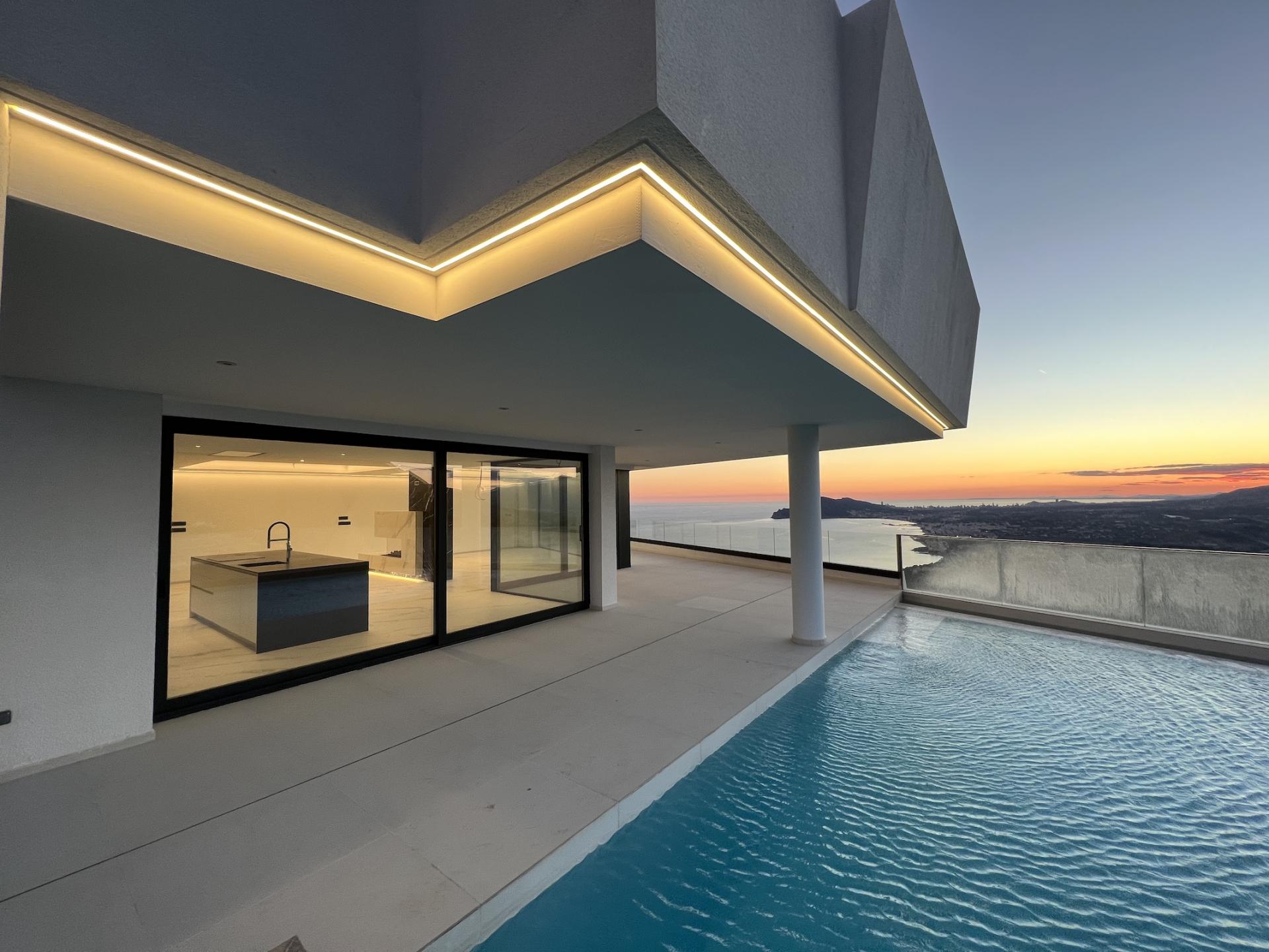 4 bedroom Villa in Altea - New build in Medvilla Spanje