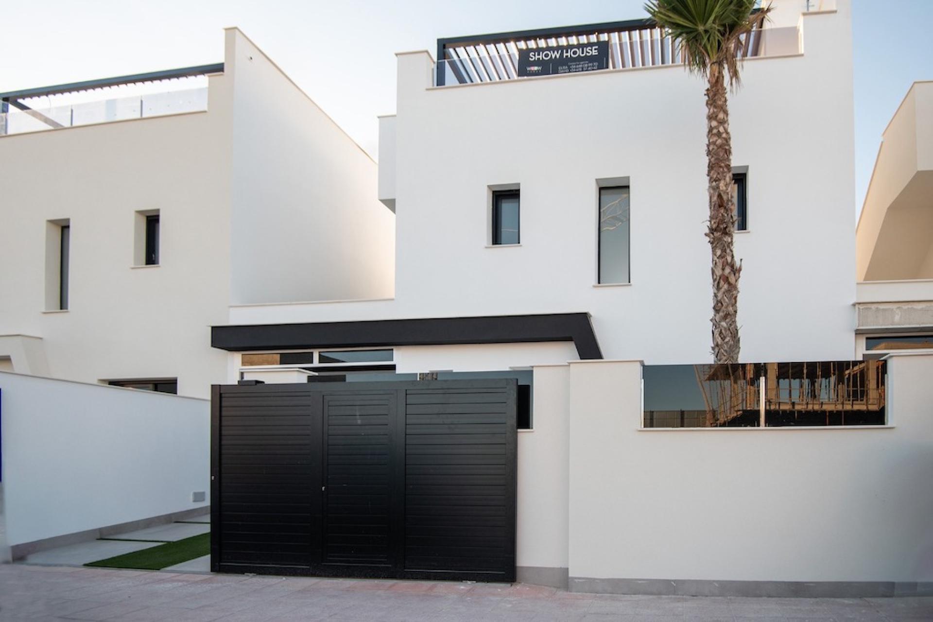 3 bedroom Villa in Santiago de la Ribera - New build in Medvilla Spanje