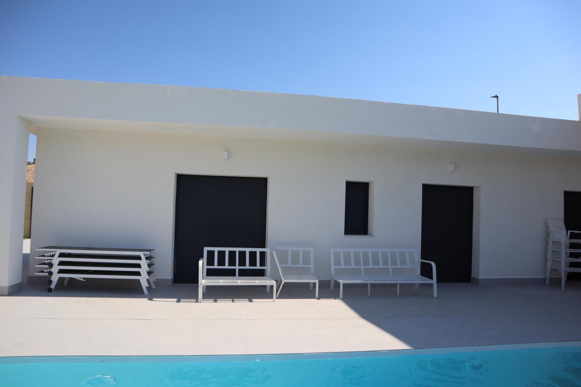 Newly build villa on the Costa Blanca in Medvilla Spanje