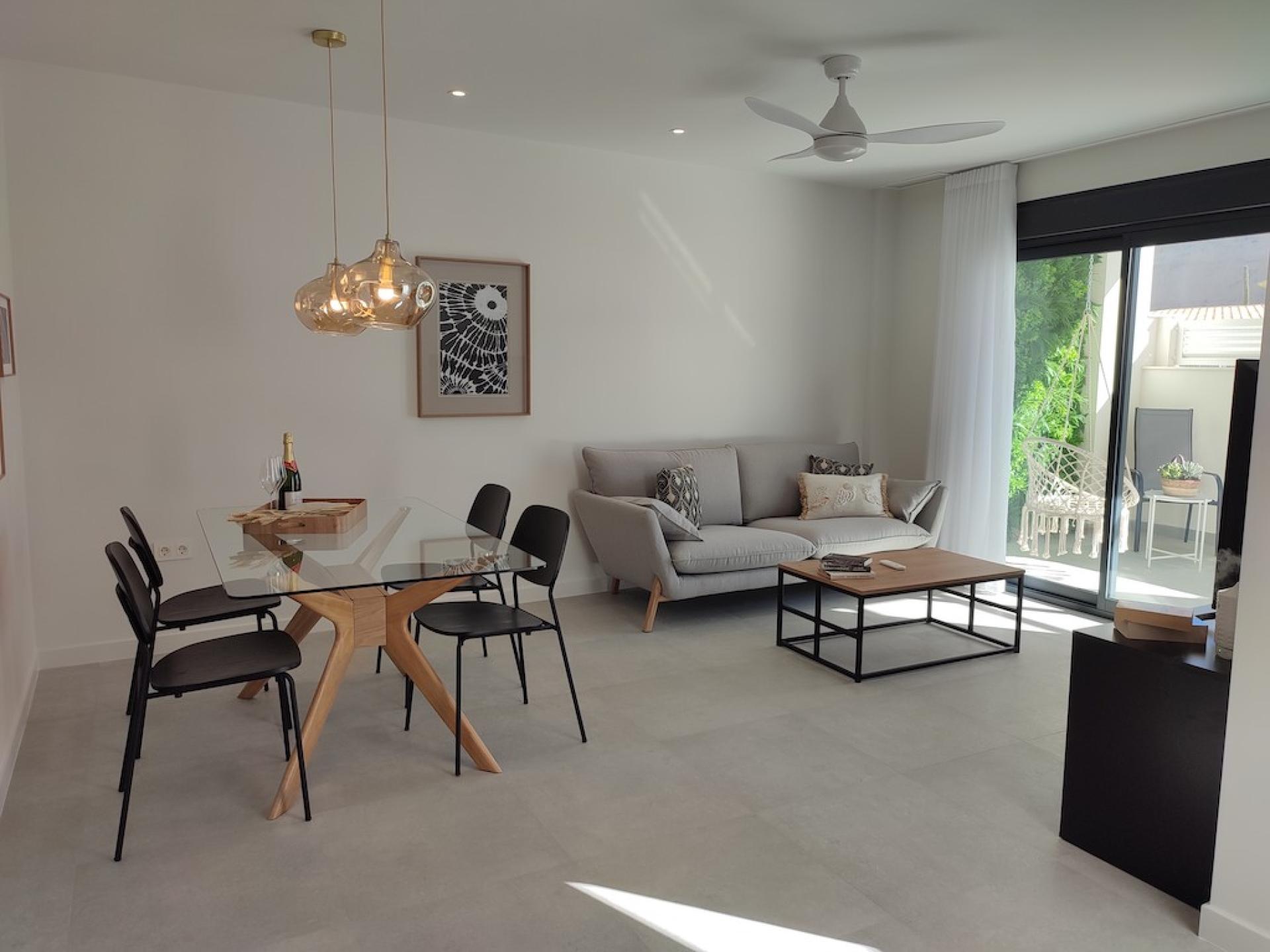 2 bedroom Apartments - solarium in Pilar de la Horadada - New build in Medvilla Spanje