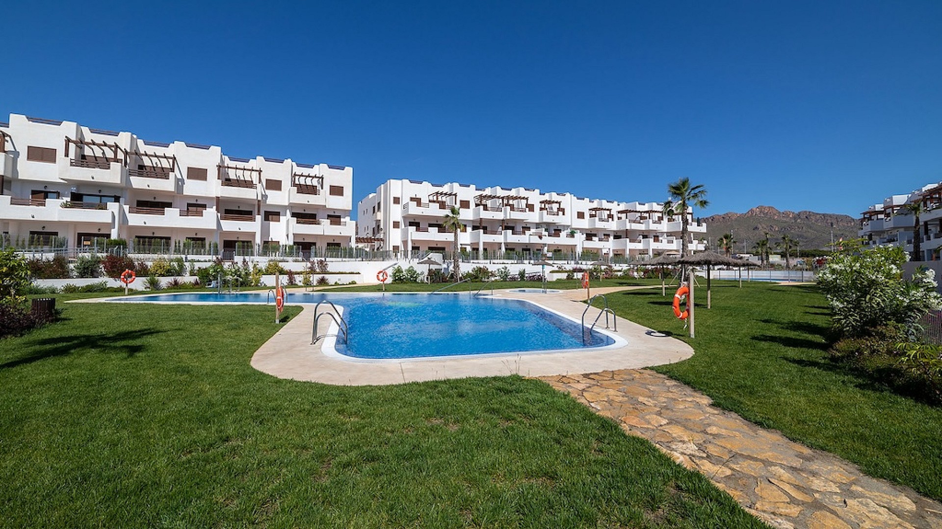 Beach homes in Mar de Pulpi at the Coast of Almeria in Medvilla Spanje