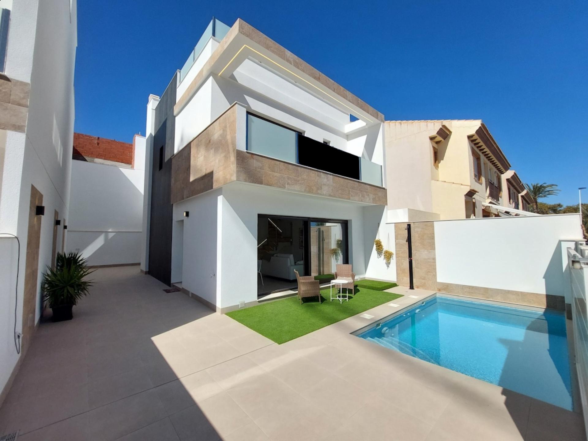 3 bedroom Villa in San Pedro Del Pinatar - New build in Medvilla Spanje