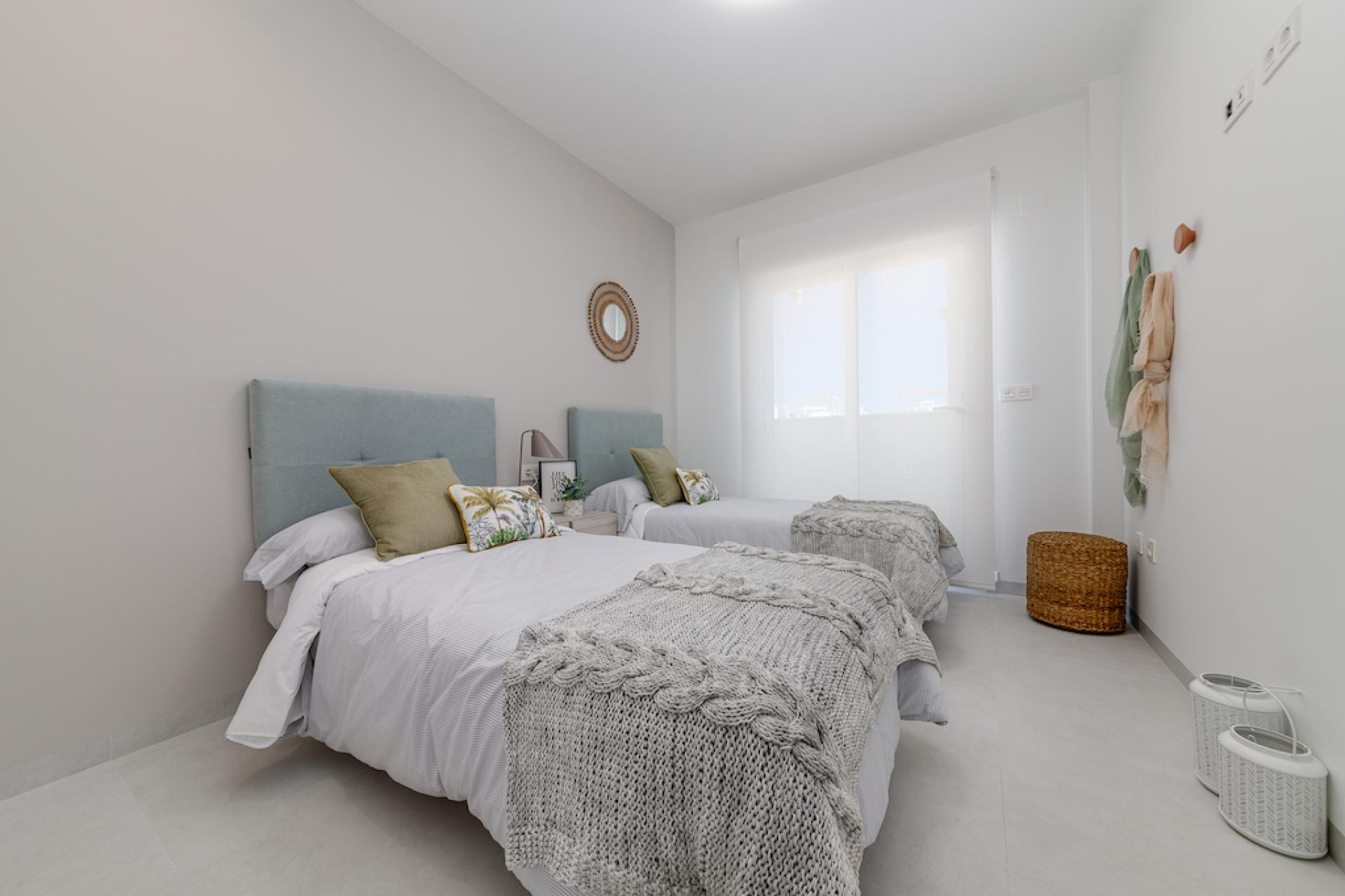 2 bedroom Apartments - solarium in El Raso - New build in Medvilla Spanje