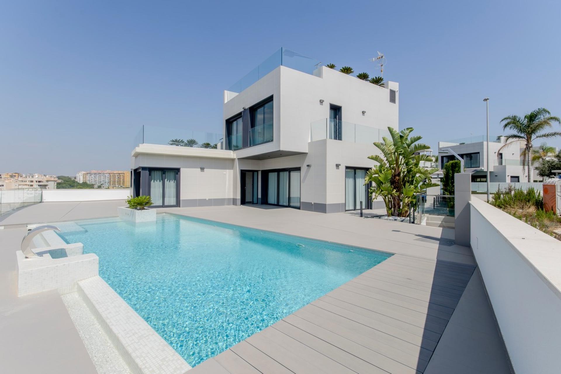 3 bedroom Villa in Dehesa De Campoamor - New build in Medvilla Spanje