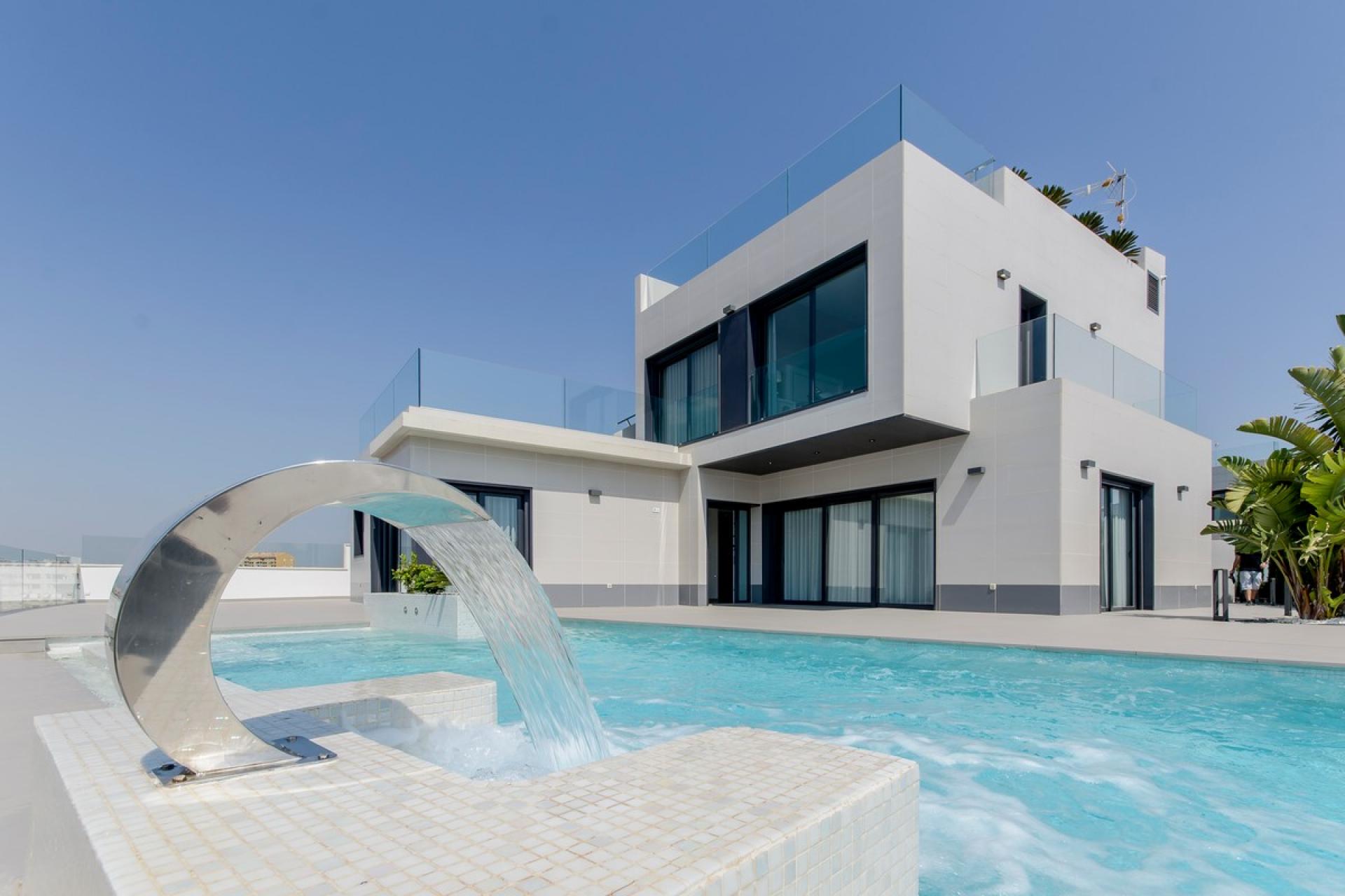 3 bedroom Villa in Dehesa De Campoamor - New build in Medvilla Spanje