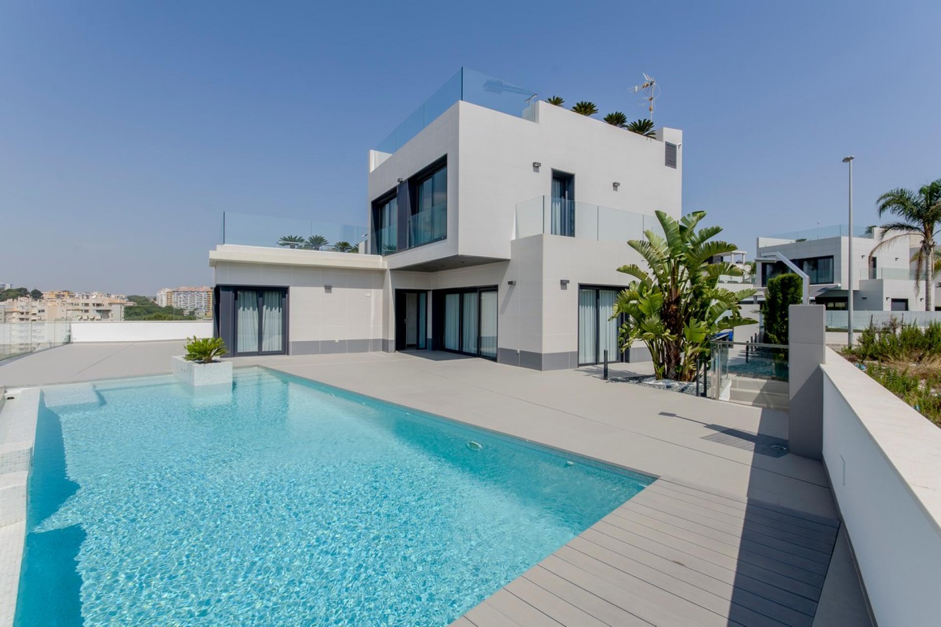 3 bedroom Villa in Dehesa De Campoamor - New build in Medvilla Spanje