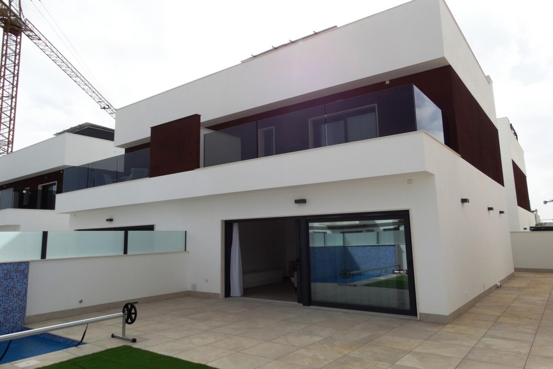 3 bedroom Villa in Santiago de la Ribera - New build in Medvilla Spanje