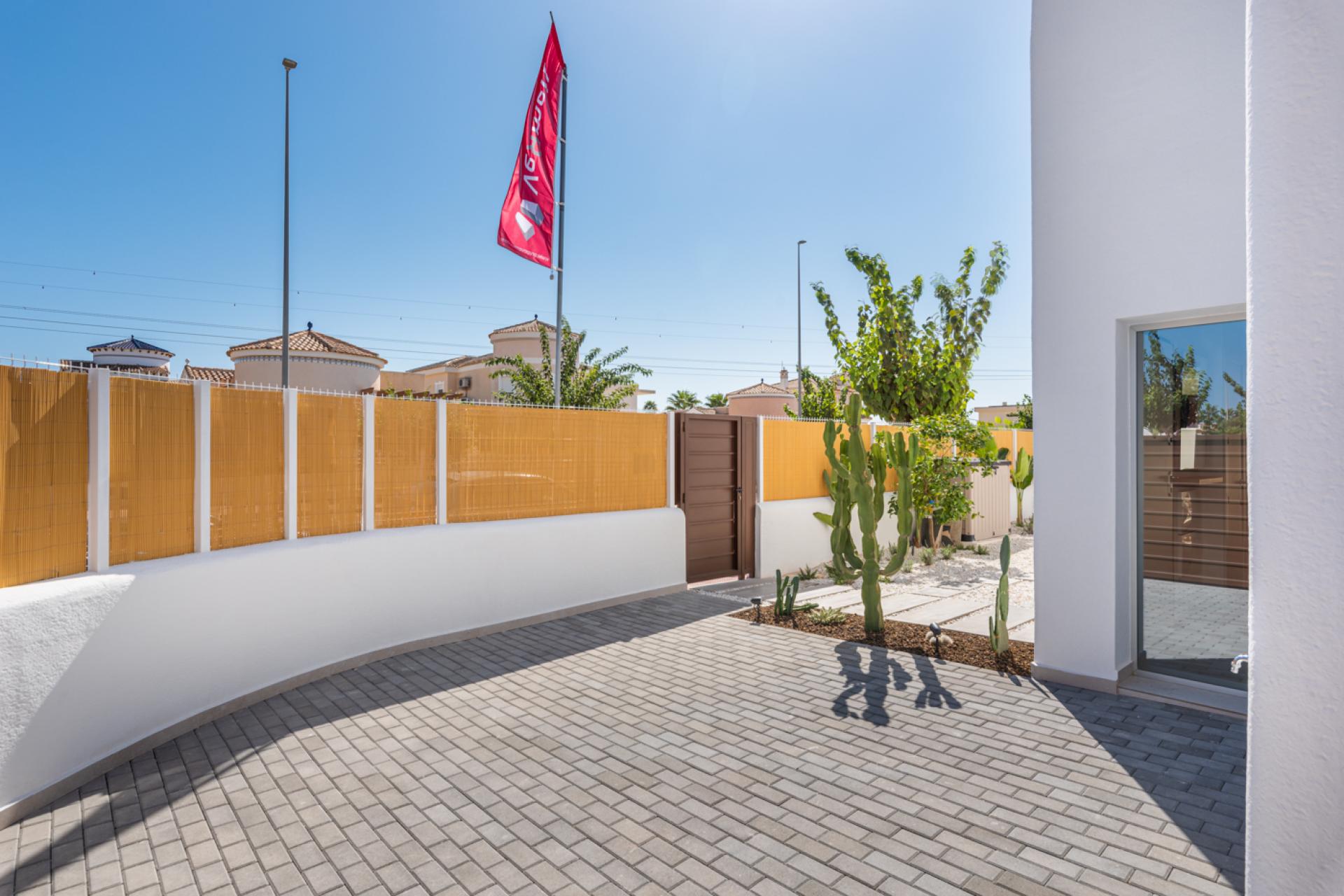 3 bedroom Villa in Los Alcazares - New build in Medvilla Spanje