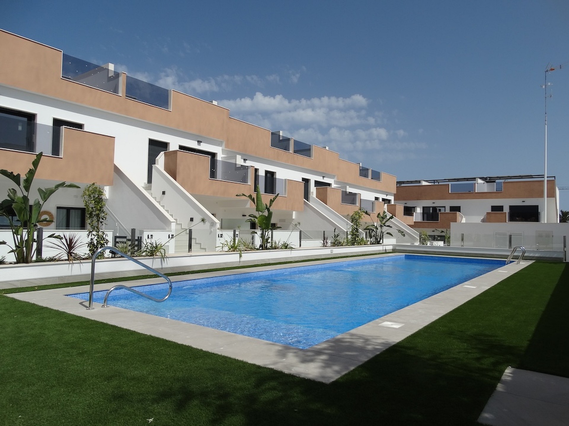 2 bedroom Apartments - solarium in Pilar de la Horadada - New build in Medvilla Spanje