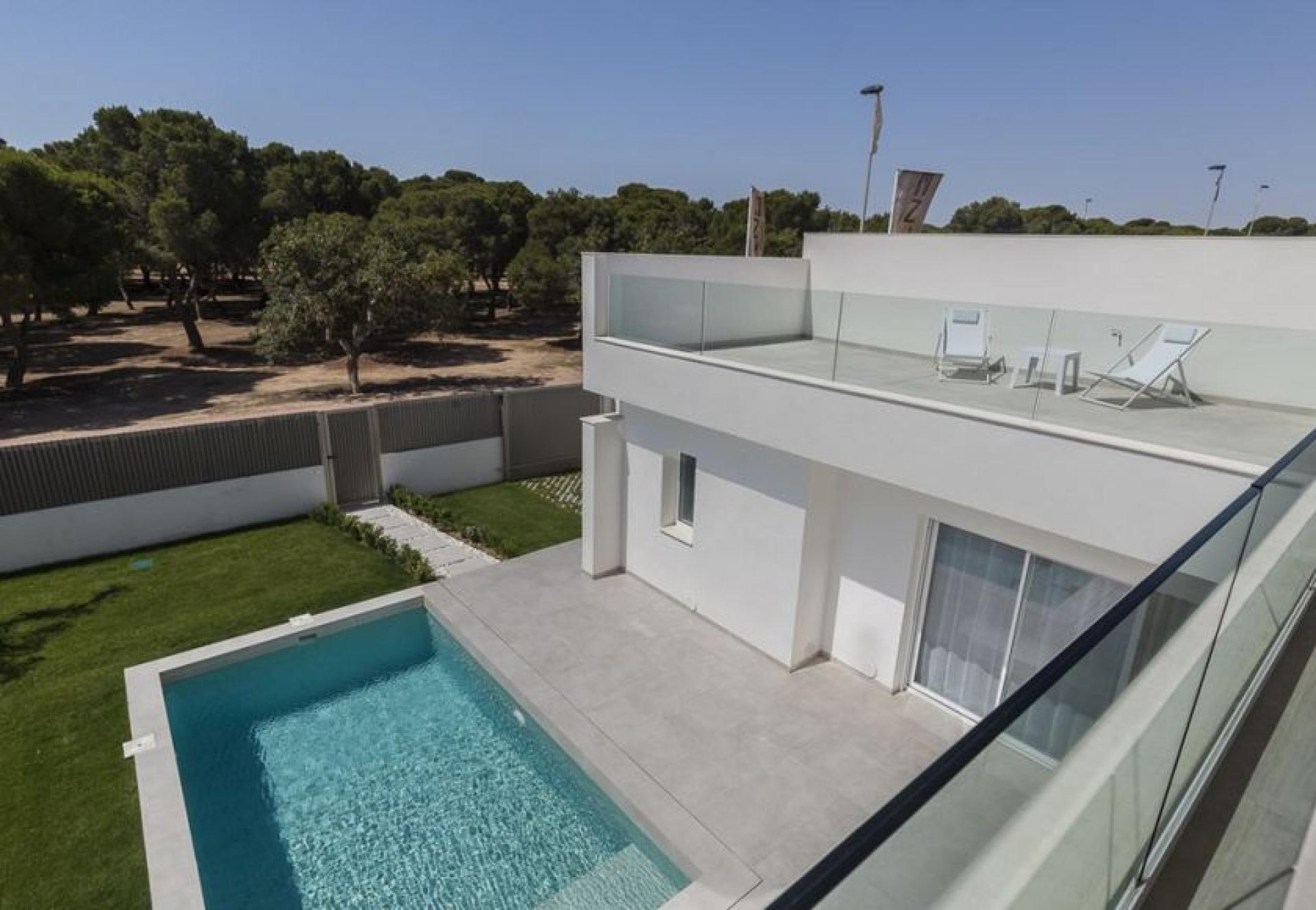 Villas for sale in Santiago de la Ribera on the Mar Menor in Medvilla Spanje