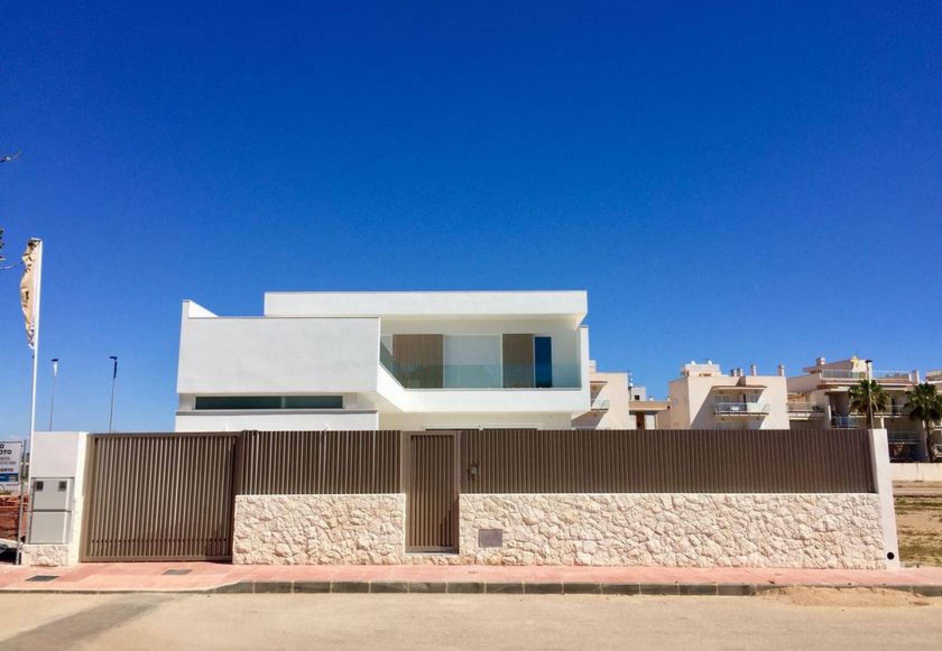 Villas for sale in Santiago de la Ribera on the Mar Menor in Medvilla Spanje