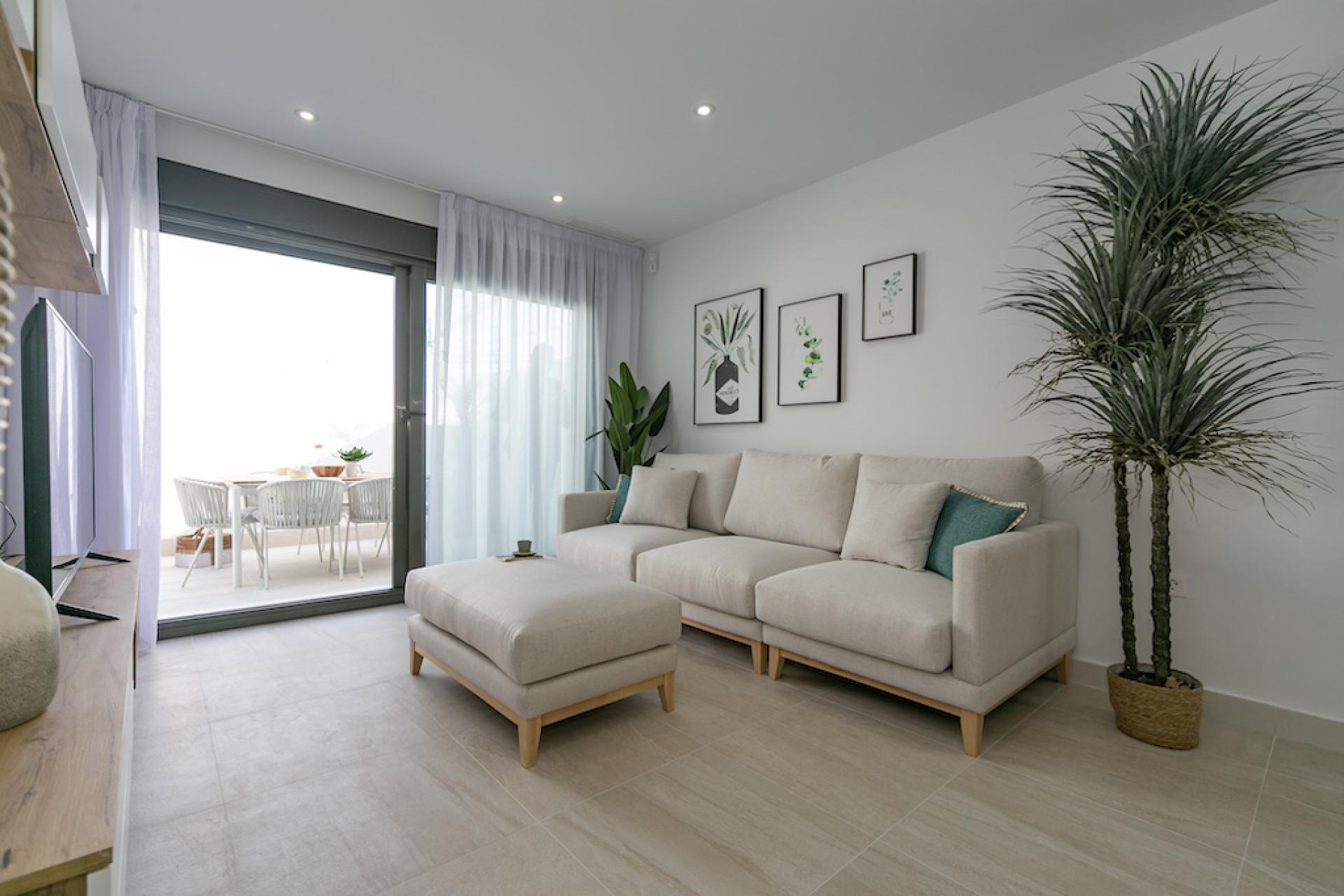 2 bedroom Apartments - solarium in Torrevieja - New build in Medvilla Spanje