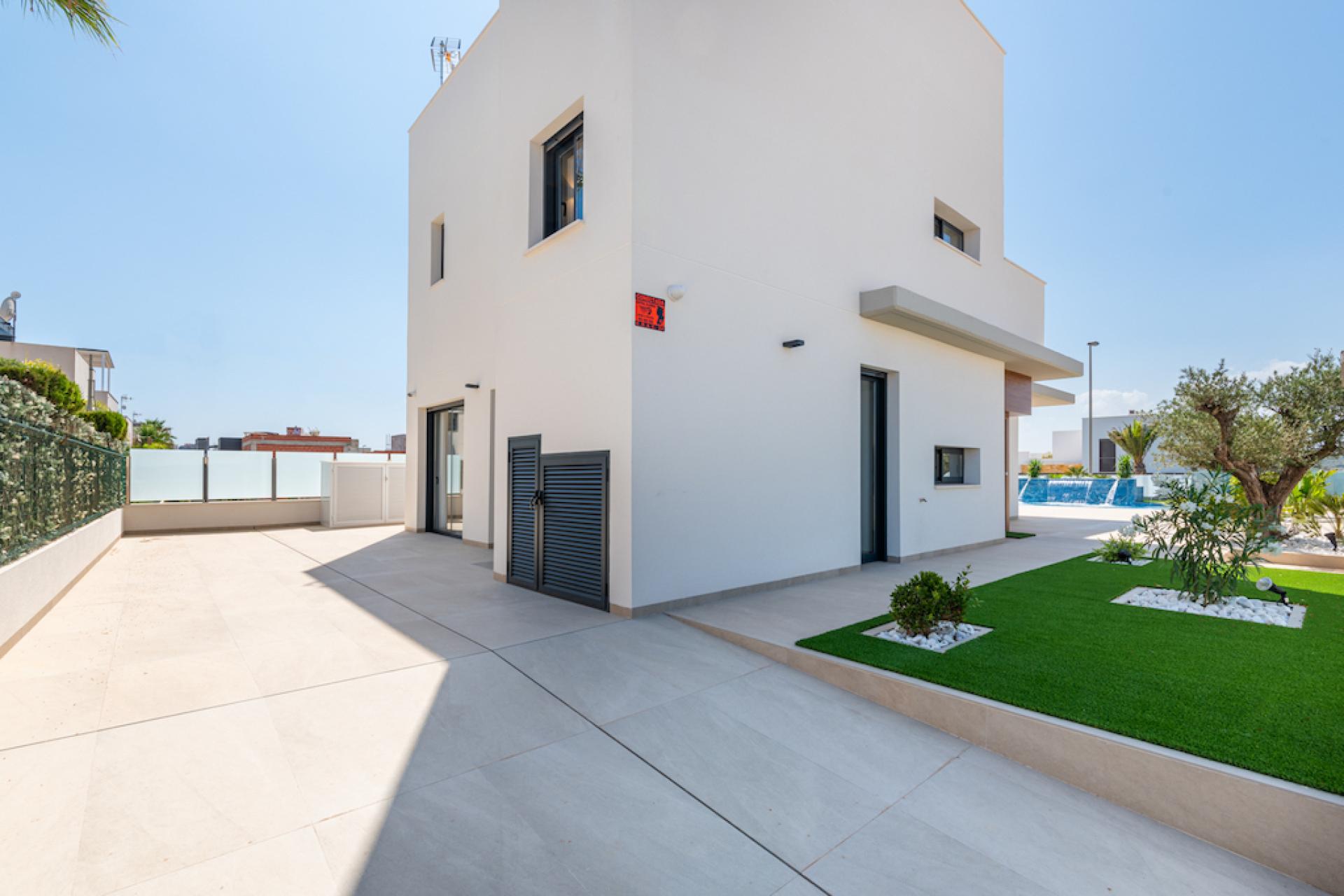 3 bedroom Villa in Dehesa De Campoamor - New build in Medvilla Spanje