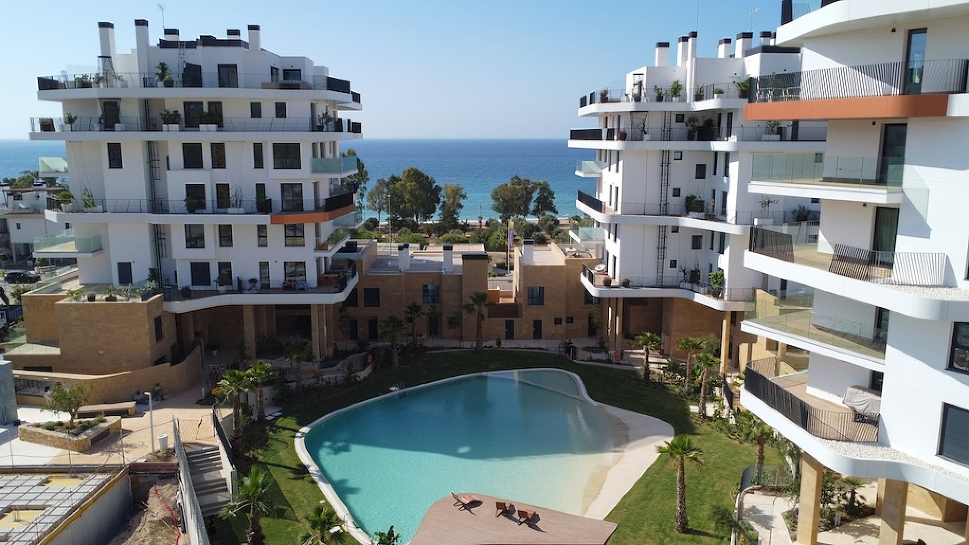 3 bedroom Apartments - solarium in Villajoyosa in Medvilla Spanje