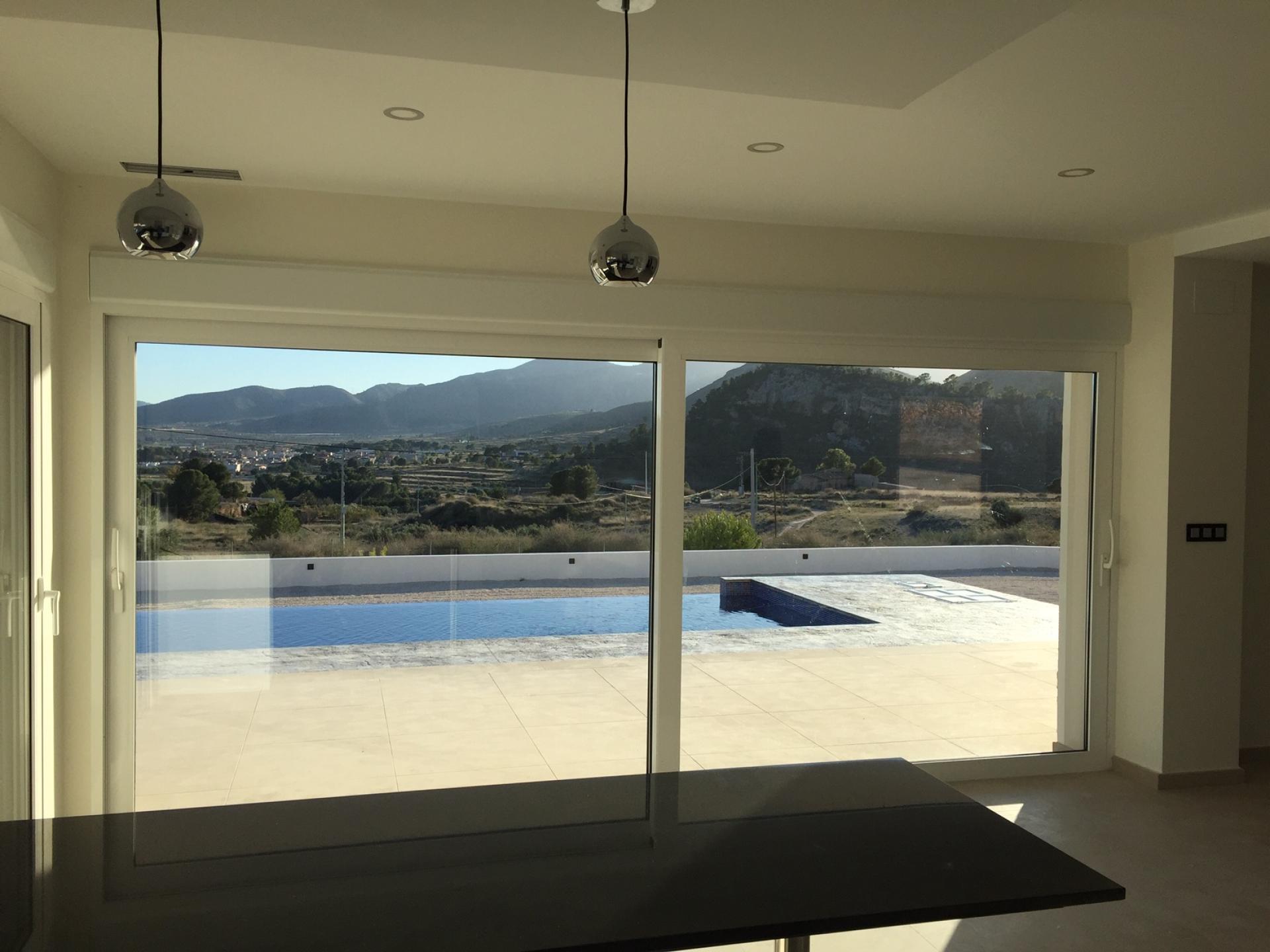 New villa in La Romana, inland Alicante in Medvilla Spanje