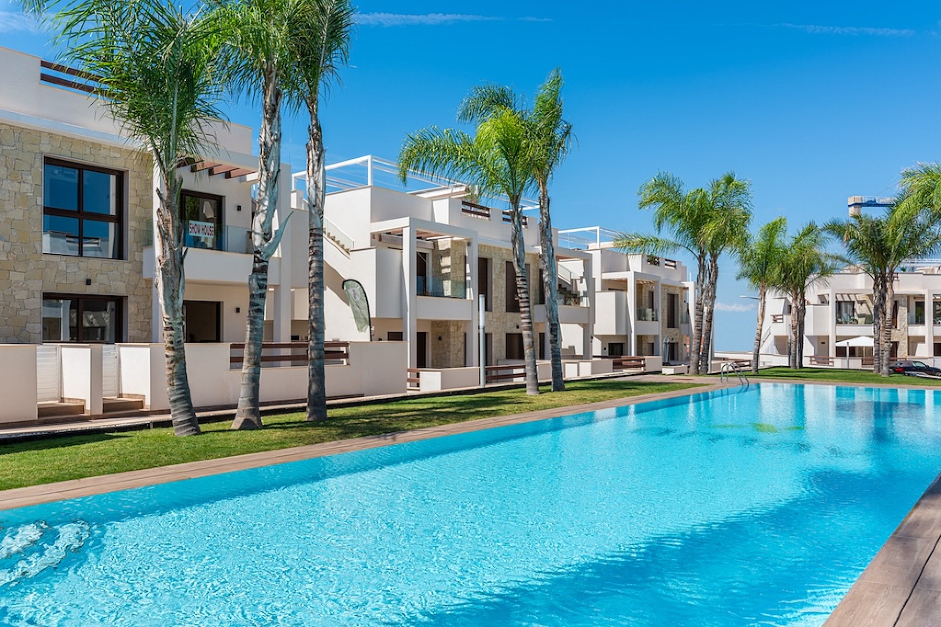 3 bedroom Apartments - solarium in Torrevieja - New build in Medvilla Spanje