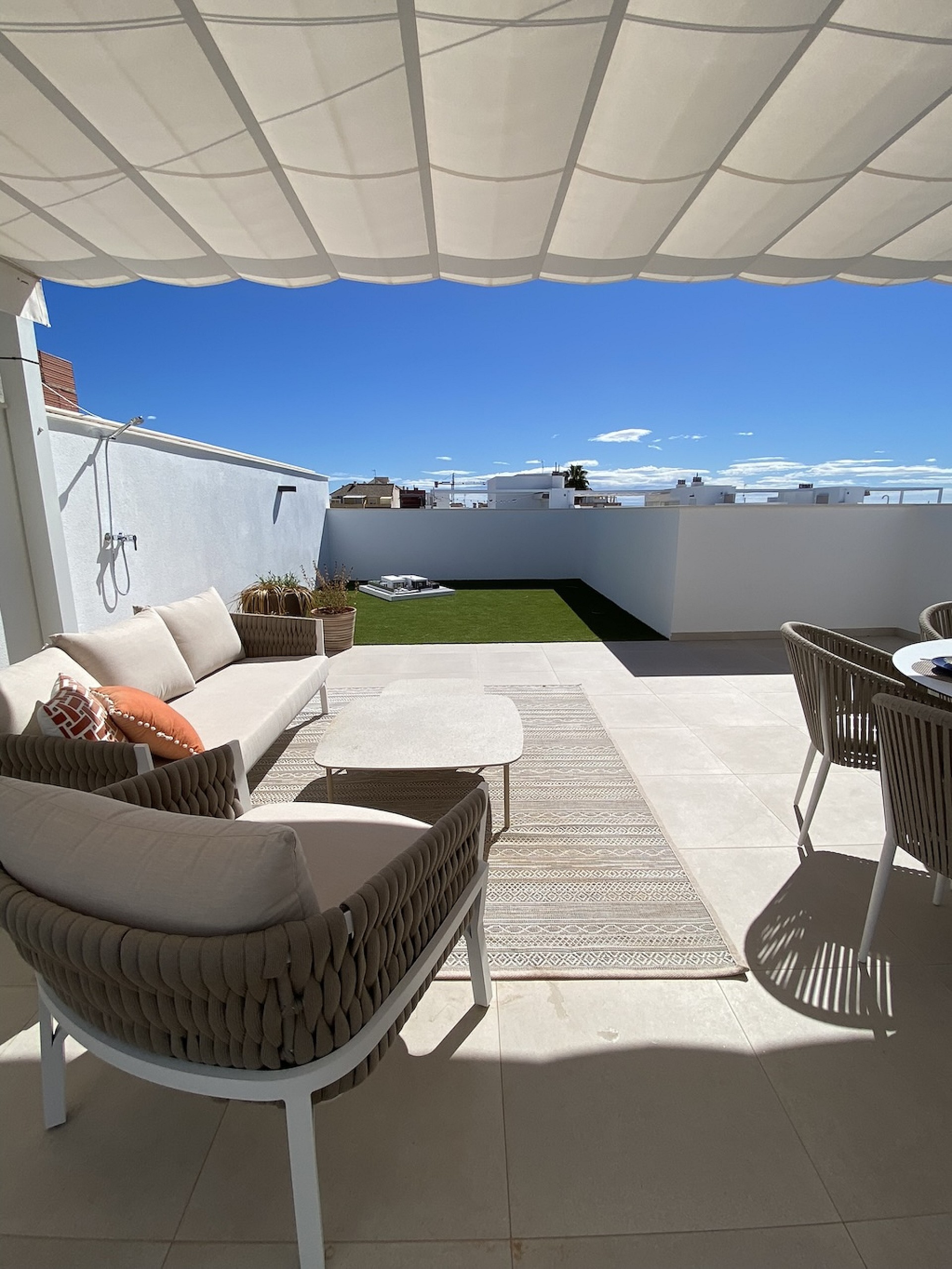 2 bedroom Apartments - solarium in Pilar de la Horadada - New build in Medvilla Spanje