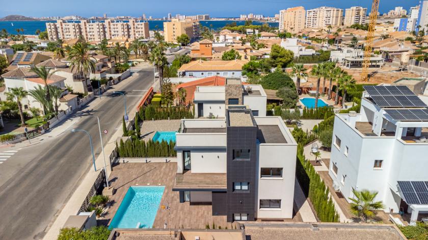 2 bedroom Villa in La Manga Del Mar Menor in Medvilla Spanje