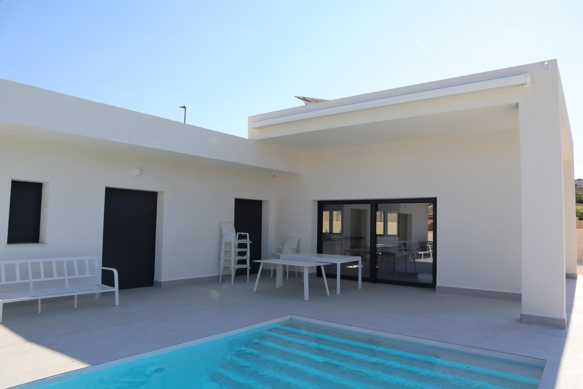 Newly build villa on the Costa Blanca in Medvilla Spanje