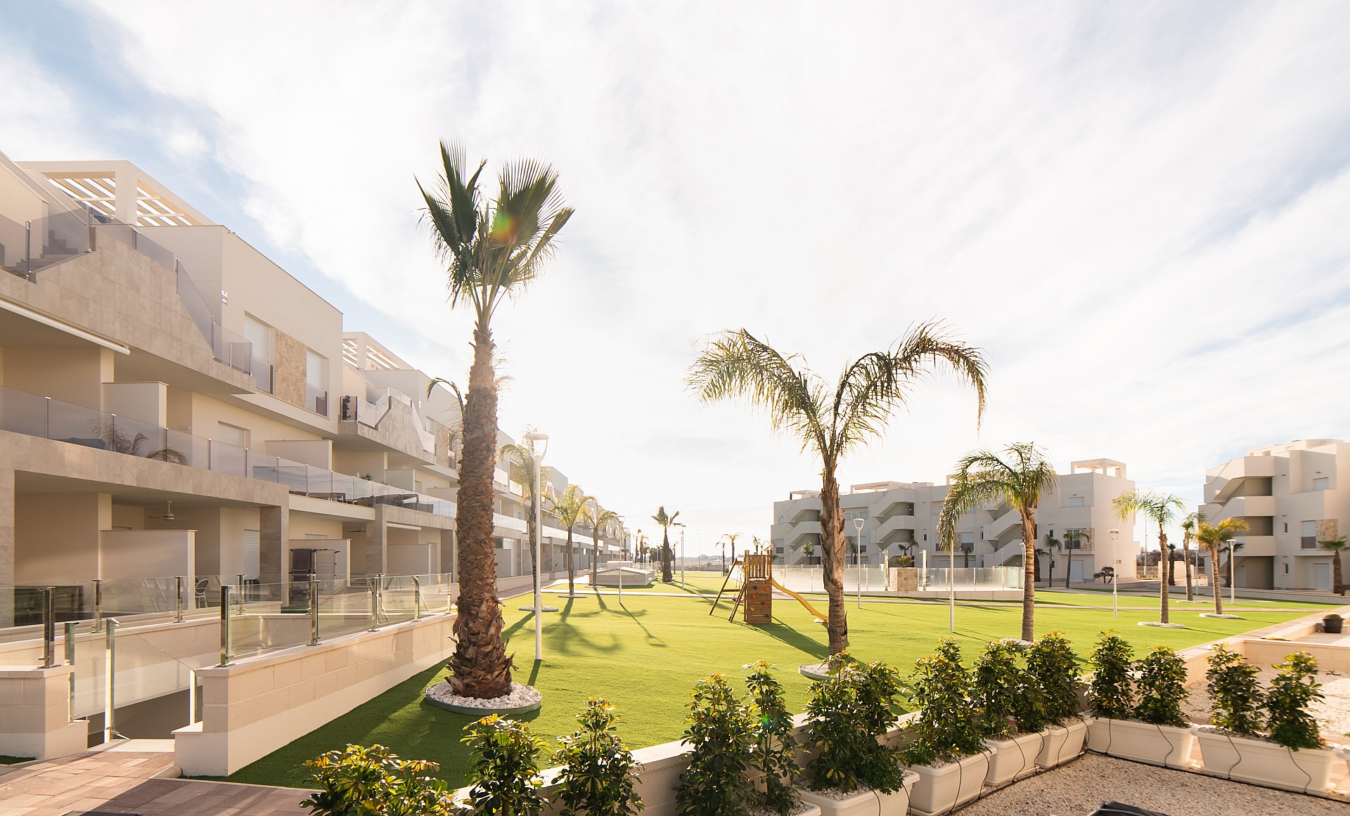 3 bedroom Apartments - solarium in El Raso - New build in Medvilla Spanje