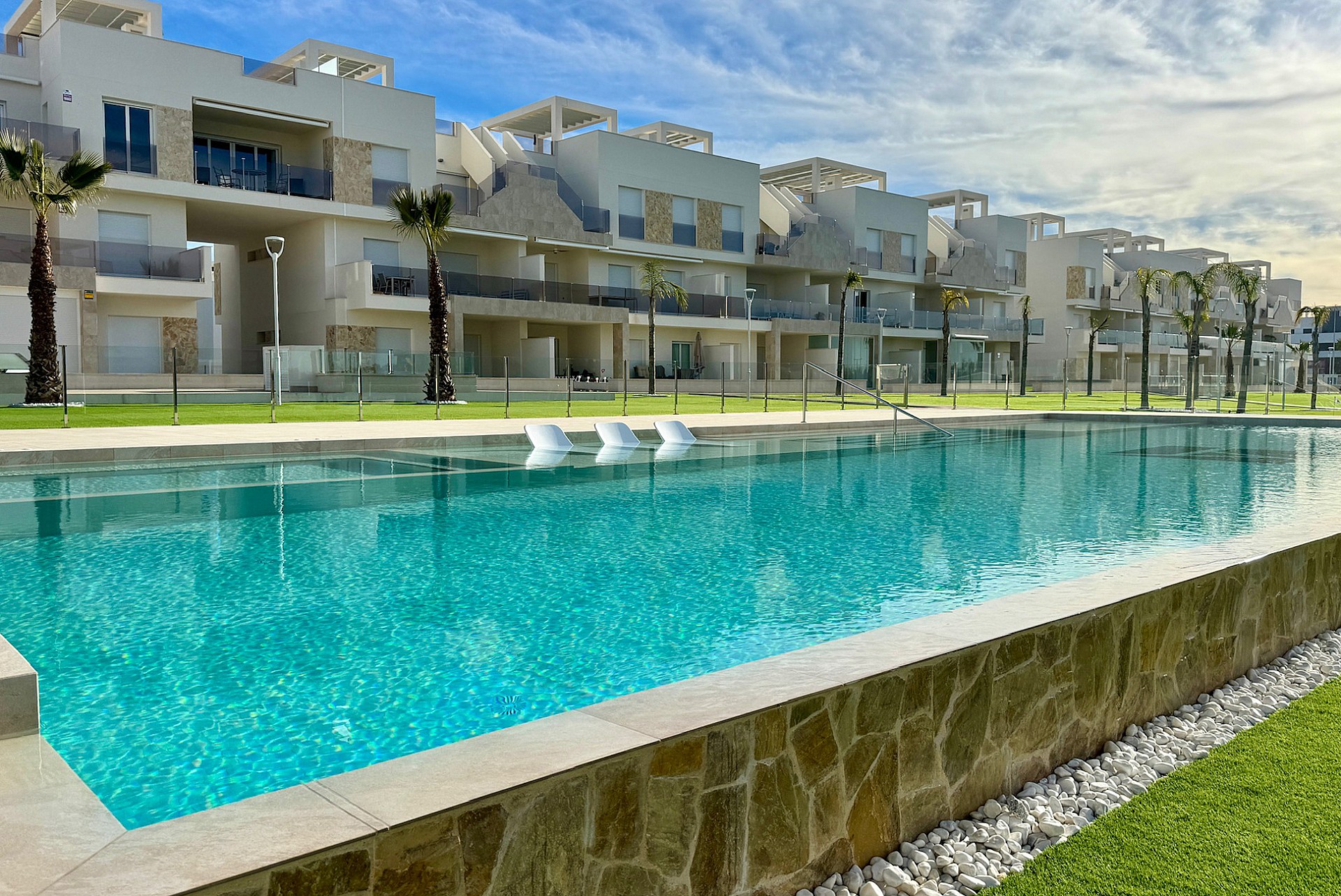 3 bedroom Apartments - solarium in El Raso - New build in Medvilla Spanje