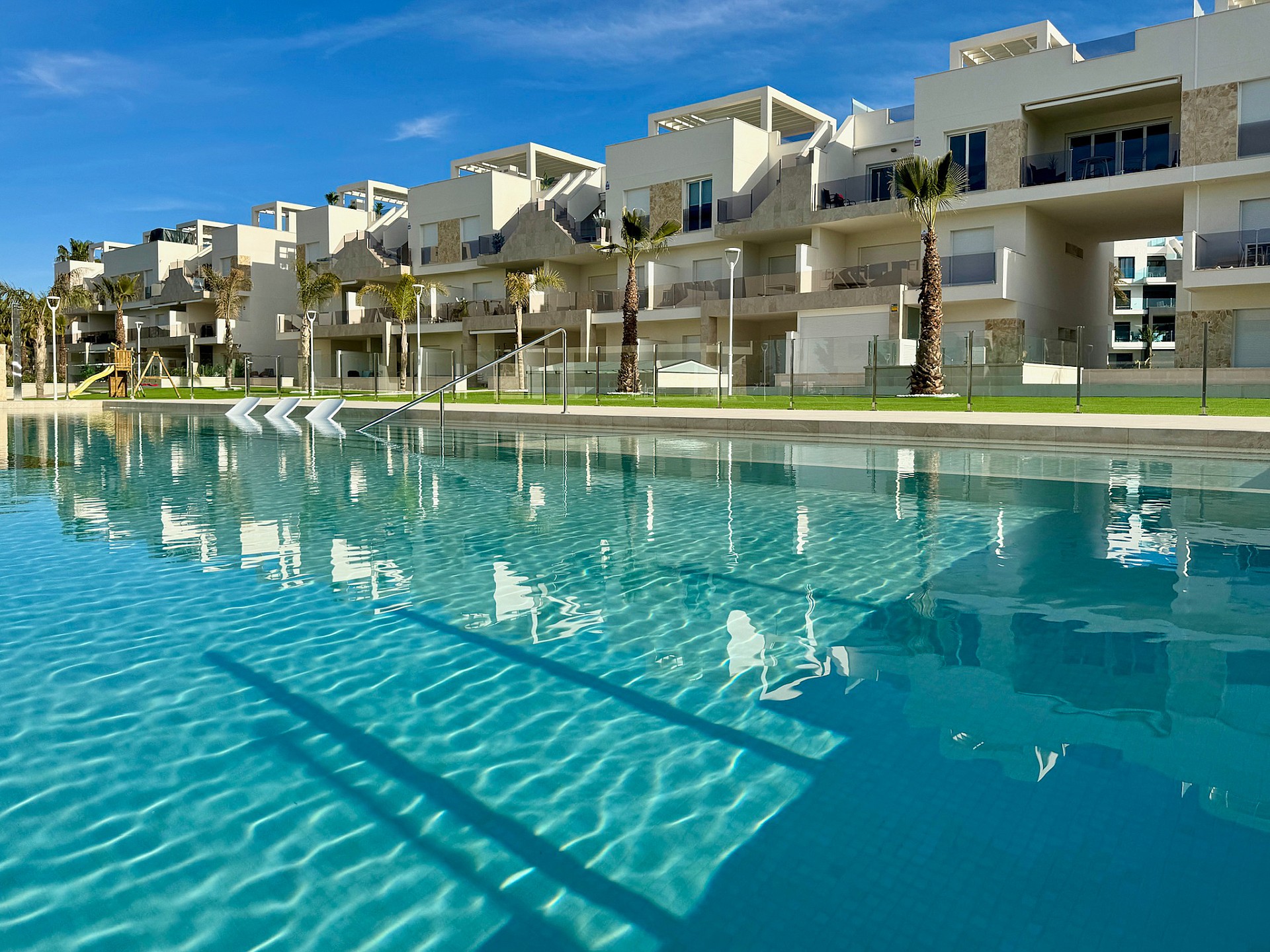 3 bedroom Apartments - solarium in El Raso - New build in Medvilla Spanje